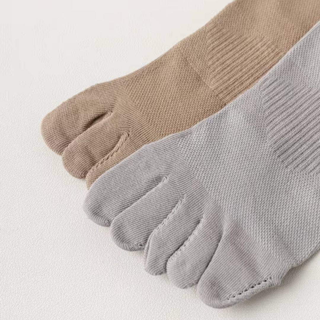 Five-Toe Cotton Socks (One Size Fits All)